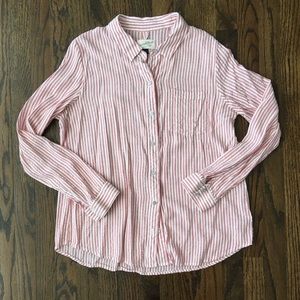 Item Universal Thread Red & White Shirt LG